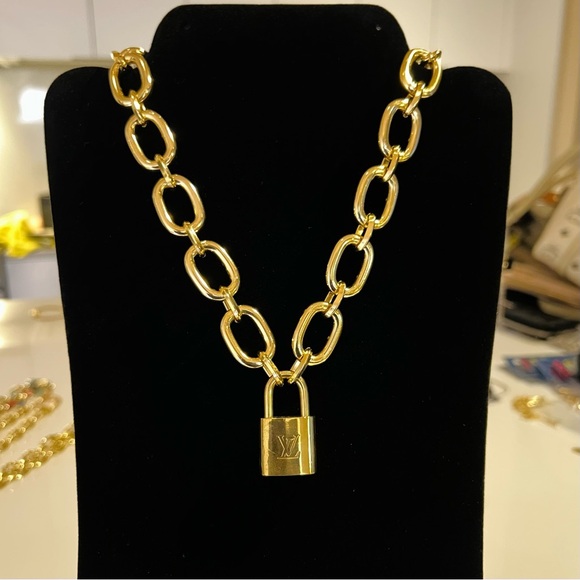 Louis Vuitton #325 lock with generic brand chain Necklace up cycled repurposed - Picture 1 of 3